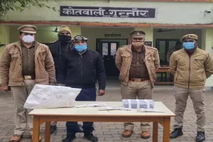 संभल : झोपड़ी में बन रहे थे तमंचे, एक गिरफ्तार