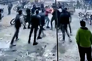 रायबरेलीः क्लब में नशेबाजी को लेकर दो गुटों में हुई मारपीट