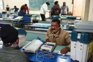 हल्द्वानी: बोले जिलाधिकारी, गंभीरता से लें प्रशिक्षण, मतदान में त्रुटि की नहीं रहे गुंजाइश