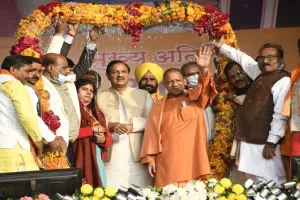 रामभक्तों पर गोली चलाने वालों को माफी भी मांगनी पड़ेगी : योगी