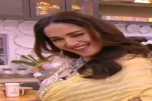 माधुरी दीक्षित ने रीक्रिएट किया फिल्म ‘हम आपके हैं कौन’ का सीन, देखें…