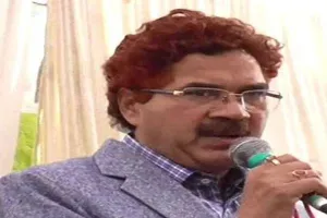 बसपा के निलंबित विधायक रामवीर उपाध्याय ने छोड़ी पार्टी, सपा को कर सकते हैं ज्वाइन