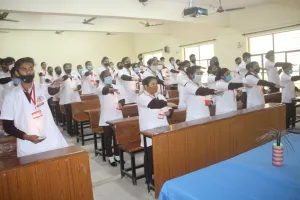 बरेली: छात्र-छात्राओं ने कर्तव्यों के प्रति निष्ठावान बनने की ली शपथ