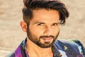 शाहिद कपूर ने सोशल मीडिया पर शेयर किया अपना नया लुक, देखें