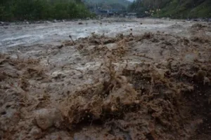 हल्द्वानी: गौला बैराज का जलस्तर बढ़ने से खोलना पड़ा गेट नंबर एक