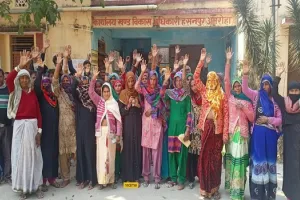 अमरोहा : गला घोंटू से 175 मवेशियों की मौत, गुस्साए ग्रामीणों ने किया प्रदर्शन