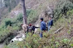 चंपावत मैक्स हादसा: प्रधानमंत्री मोदी और राष्ट्रपति कोविंद ने जाहिर की शोक संवेदना, देखें मृतकों और घायलों की सूची