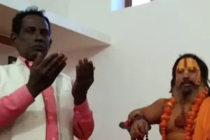 UP Election 2022: संत परमहंस और इकबाल अंसारी ने सीएम योगी को दोबारा CM बनाने के लिए मांगी दुआ