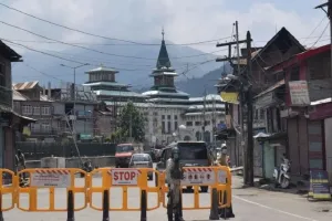 केन्द्र शासित प्रदेश जम्मू-कश्मीर में लॉकडाउन का समय घटा