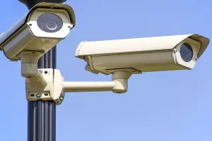 अयोध्या: जिले के 1320 बूथों पर रहेगी तीसरी आंख की नजर, बनेगा कंट्रोल रूम