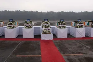 असम: अरुणाचल हिमस्खलन में शहीद सात जवानों के पार्थिव शरीर पैतृक गांव भेजे गये