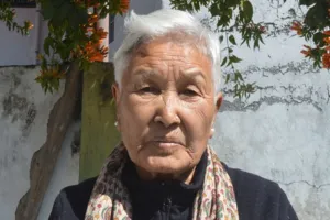 अड़सठ साल की उम्र में 6133 मीटर ऊंची चोटी फतेह करने वाली चंद्रप्रभा एतवाल