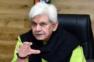 Hijab Controversy: मनोज सिन्हा बोले- ‘धार्मिक भावनाओं का करें सम्‍मान, संविधान को रखें सर्वोच्‍च’