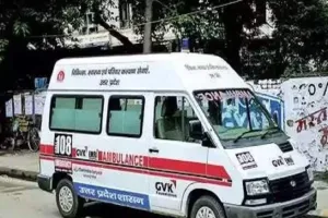 लखीमपुर-खीरी: खुद एंबुलेंस सेवा के लिए एक घंटे तड़पता रहा है 108 एंबुलेंस का चालक