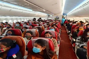 आजमगढ़: यूक्रेन से रोमानिया रवाना हुए स्टूडेंट, वीडियो के जरिए परिजनों को दी जानकारी