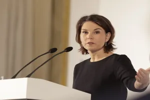 रूस के फैसलों पर अनुमान लगाने वालों को जर्मन वित्त मंत्री की चेतावनी