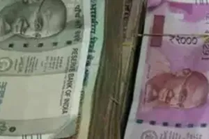 अयोध्या: चेकिंग अभियान के दौरान कार सवार से 4.80 लाख रुपए बरामद