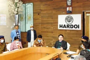 चुनावी प्रक्रिया में किसी भी प्रकार की न हो लापरवाही : मण्डलायुक्त