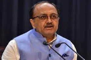 अखिलेश के कंप्रेसर वाले बयान पर योगी के मंत्री का पलटवार, कहा- पहले जनता के बीच जाकर गर्म तो हो जाओ