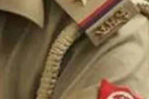 लखनऊ: गिरफ्तार ठग की निशानदेही पर पुलिस विभागीय लोगों की कर रही पड़ताल