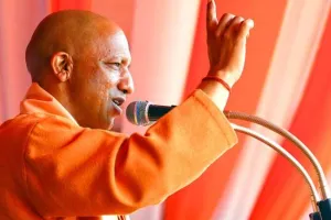 यूपी चुनाव: अमेठी में गरजे मुख्यमंत्री योगी, सपा-बसपा व कांग्रेस पर लगाया यह आरोप