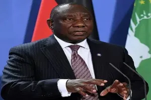 दक्षिण अफ्रीका: राष्ट्रपति ने आर्थिक पुनरुद्धार की योजना की घोषणा की