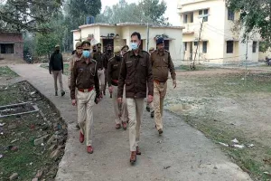 UP Election 2022: रायबरेली में अति संवेदनशील मतदान केंद्रों पर माइक्रो ऑब्जर्वर रखेंगे निगरानी