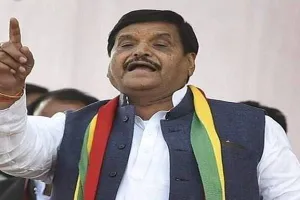 इटावा में शिवपाल ने सीएम योगी पर साधा निशाना, कहा- मुख्यमंत्री की भाषा नहीं संत वाली