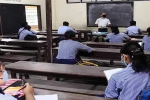 यूपी में कोरोना गाइडलाइन का पालन करते हुए आज से खुलेंगे स्कूल और कॉलेज