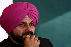 पंजाब कांग्रेस प्रमुख नवजोत सिद्धू अमृतसर पूर्व सीट से हारे