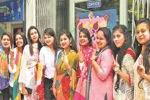 Holi Special : तब गली-गली में घूमते थे होरियार…