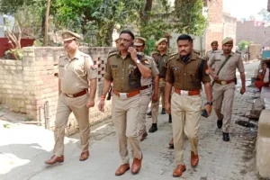 शाहजहांपुर: लाल साहब जुलूस के रूट वाली छतों पर हुई निगरानी