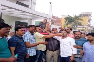 उन्नाव: ब्रजेश पाठक को डिप्टी सीएम बनाए जाने पर जिले में दिखा उत्साह, बांटी गईं मिठाइयां