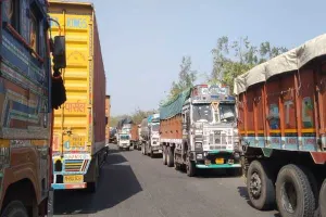 शपथ ग्रहण कार्यक्रम को लेकर हाइवे पर चौकन्ना रही पुलिस, भारी वाहनों को किया डायवर्ट