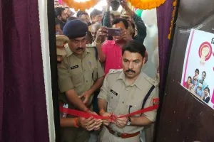 गोरखपुर के राजघाट थाने में बनाए गए महिला विश्राम गृह का एसएसपी ने किया उद्घाटन