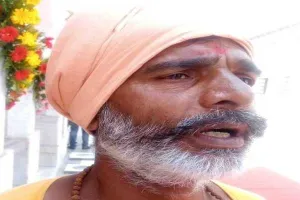 योगी के प्रति दीवानगी ऐसी कि जयपुर से पैदल ही गोरखपुर पहुंच गए मामचंद