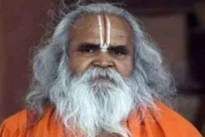 अयोध्या: शपथ ग्रहण समारोह का निमंत्रण न मिलने से खफा हैं संत, कहा- चुन-चुनकर सपाइयों को बुलाया