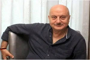 ‘द कश्मीर फाइल्स’ को आधा सच बताने वाले लोगों को अनुपम खेर ने दिया मुहतोड़ जवाब, कहा- अपनी फिल्म बनाएं…