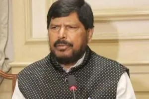 रामदास अठावले ने की महाराष्ट्र के मंत्री नवाब मलिक के इस्तीफे की मांग