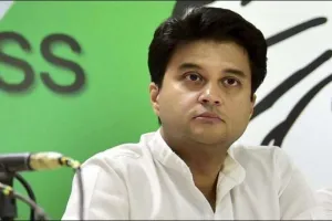 दिल्ली हवाई अड्डे की क्षमता मौजूदा सात करोड़ यात्री से बढ़ाकर 10 करोड़ की जाएगी – नागर विमानन मंत्री