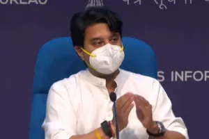 हवाई अड्डों का विनिवेश नहीं किया गया, राज्यों में हवाई क्षेत्र के विकास पर होगा जोर- विमानन मंत्री