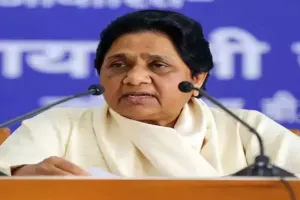 उप्र की राजनीति को तीन दशक तक प्रभावित करने के बाद बसपा हाशिये पर पहुंची
