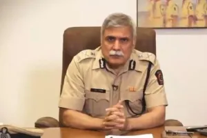 सीबीआई ने अनिल देशमुख के खिलाफ मामले में मुंबई पुलिस आयुक्त संजय पांडे से पूछताछ की