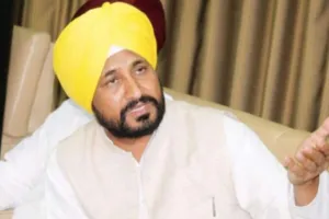पंजाब चुनाव में हार के बाद सीएम चन्नी ने राज्यपाल को सौंपा इस्तीफा