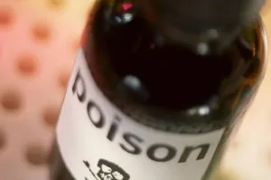 हल्द्वानी: पिता ने मोबाइल छीना तो बेटी ने जहर खाकर जान दी