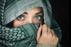 नई दुनिया मुजस्सम दिलकशी मालूम होती है