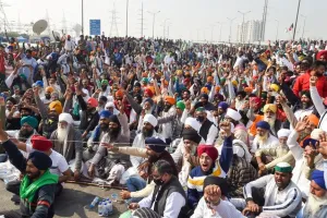 दिल्ली सरकार ने किसान आंदोलन के दौरान दर्ज 17 मामलों को वापस लेने की दी मंजूरी