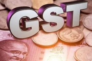 GST के टैक्स स्लैब में होगा बदलाव, खत्म हो सकता है 5 फीसदी वाला स्लैब!