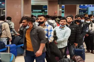 यूक्रेन में दिल्ली के कम से कम 650 लोग फंसे, परिवारों को दी जा रही है मदद: दिल्ली सरकार