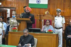 उत्तराखंड विधानसभा का पहला सत्र शुरू, राज्यपाल ने पढ़ा अभिभाषण